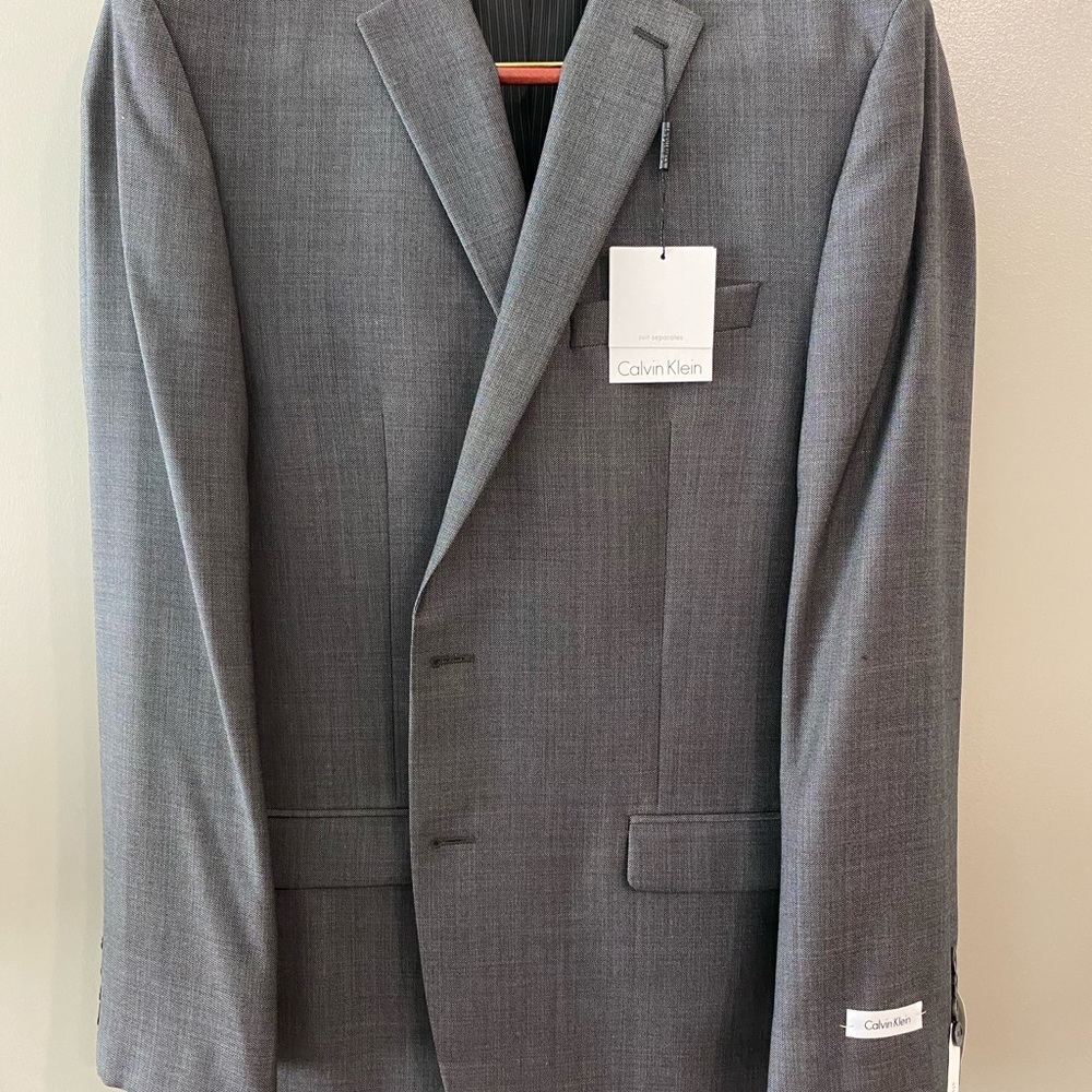 Brand New Calvin Klein Blazer size 40 Long